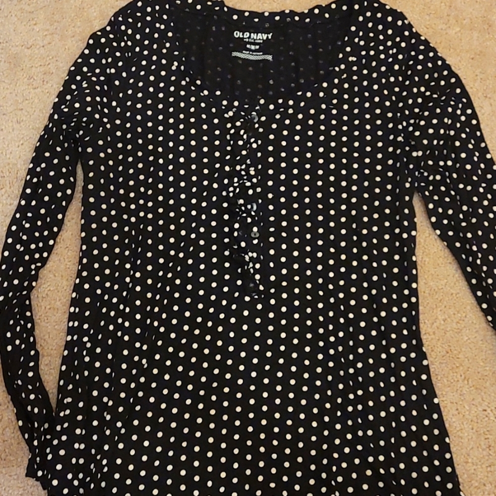Old Navy long sleeve polka dot cotton top